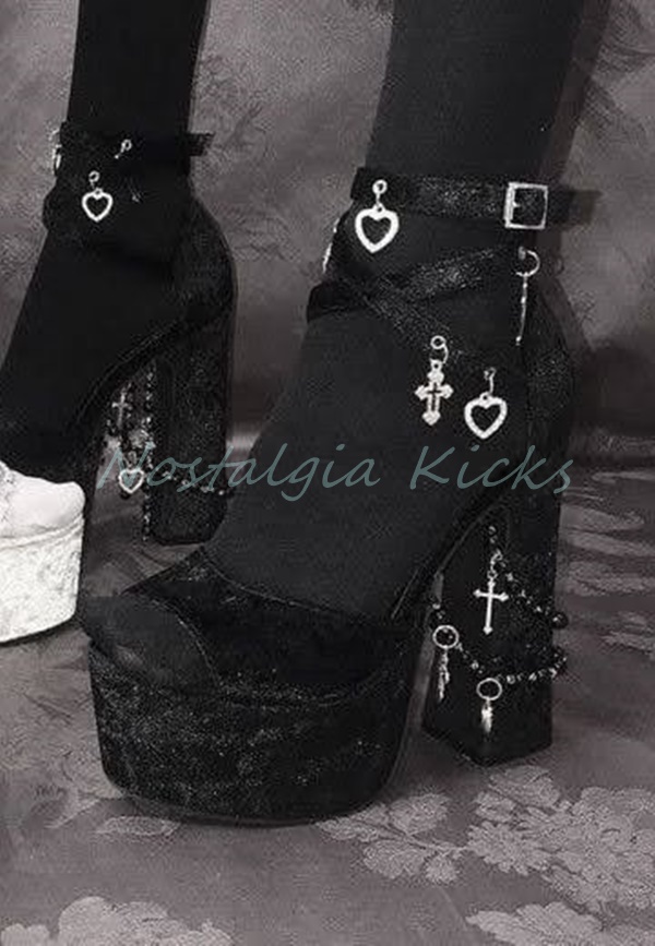 Sandal Strappy Heeled - Gótico preto veludo plataforma sandálias de